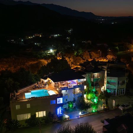 Labyrinth Hotel 게오르기우폴리스 외부 사진