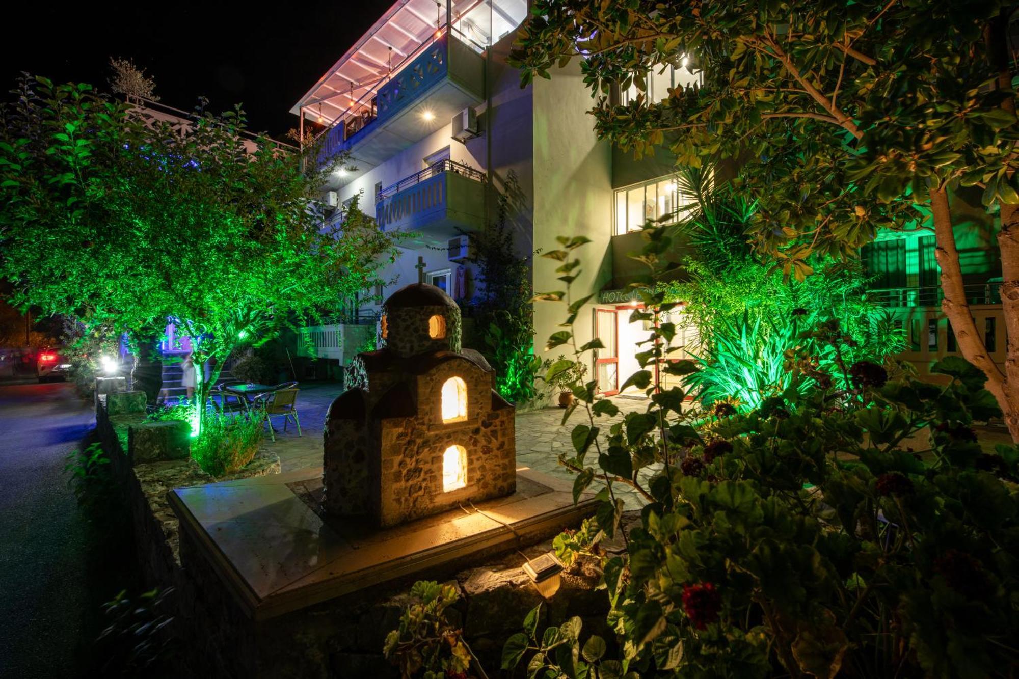 Labyrinth Hotel 게오르기우폴리스 외부 사진